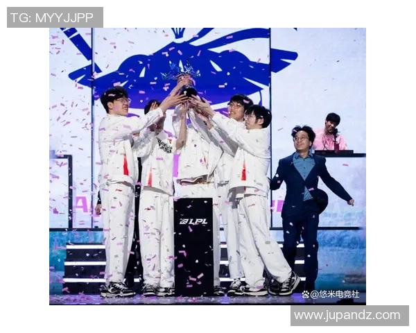 EDG团队协作引发热议玩家表现与战术配合成焦点讨论